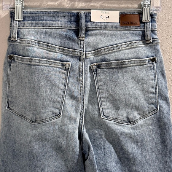 Judy Blue Size 0 In The Morning Button Fly Cropped Wide Leg Jeans Comfort NWT - Picture 4 of 7